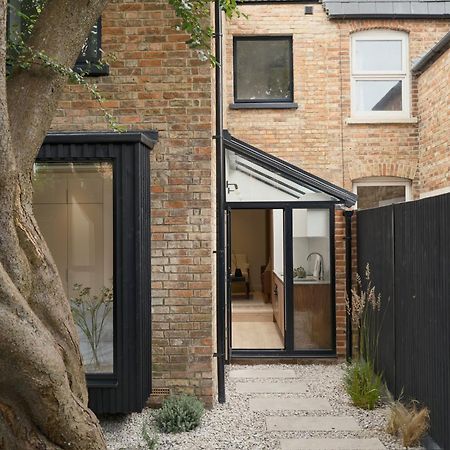Japandi Escape 3Br Designer Flat With Garden Leilighet Oxford Eksteriør bilde
